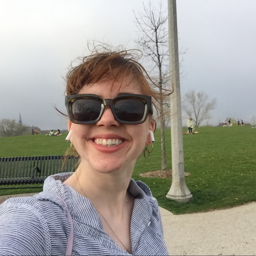 Meet your Posher, Emily